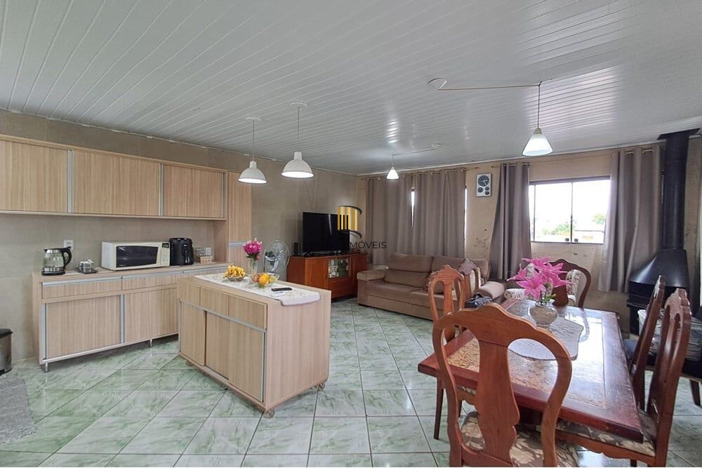 Casa 3 dormitórios no bairro Jardim Algarve