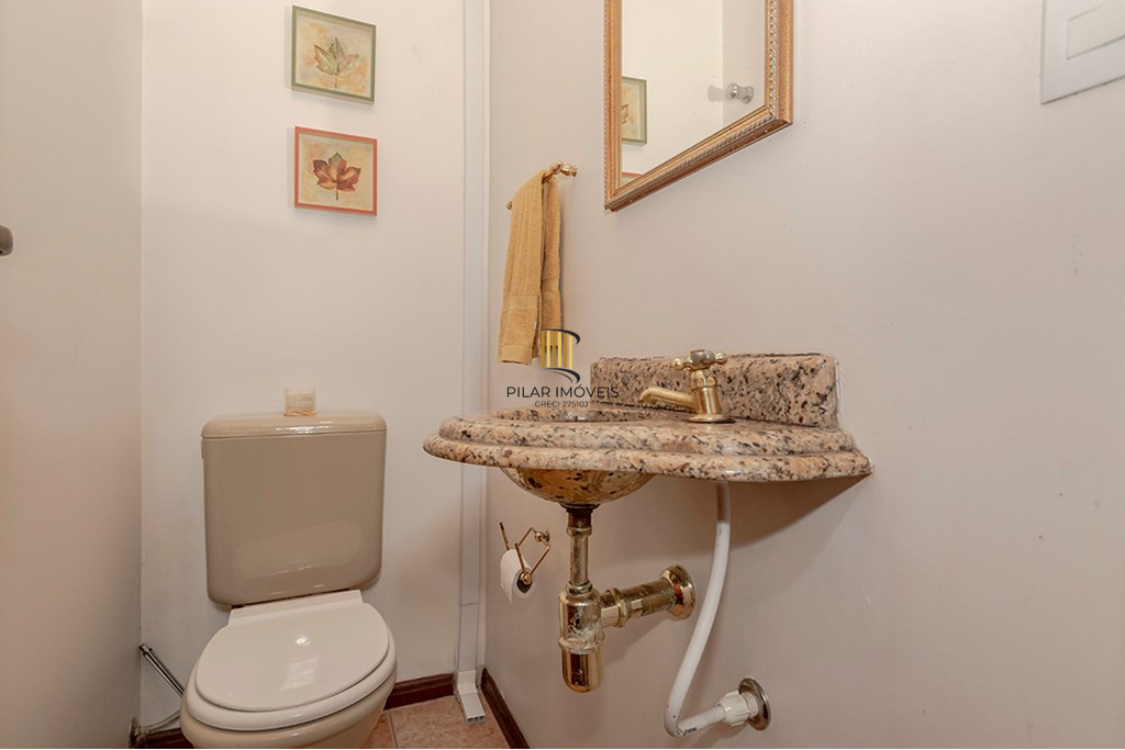 Casa de Condomínio 3 dormitórios no bairro Nonoai