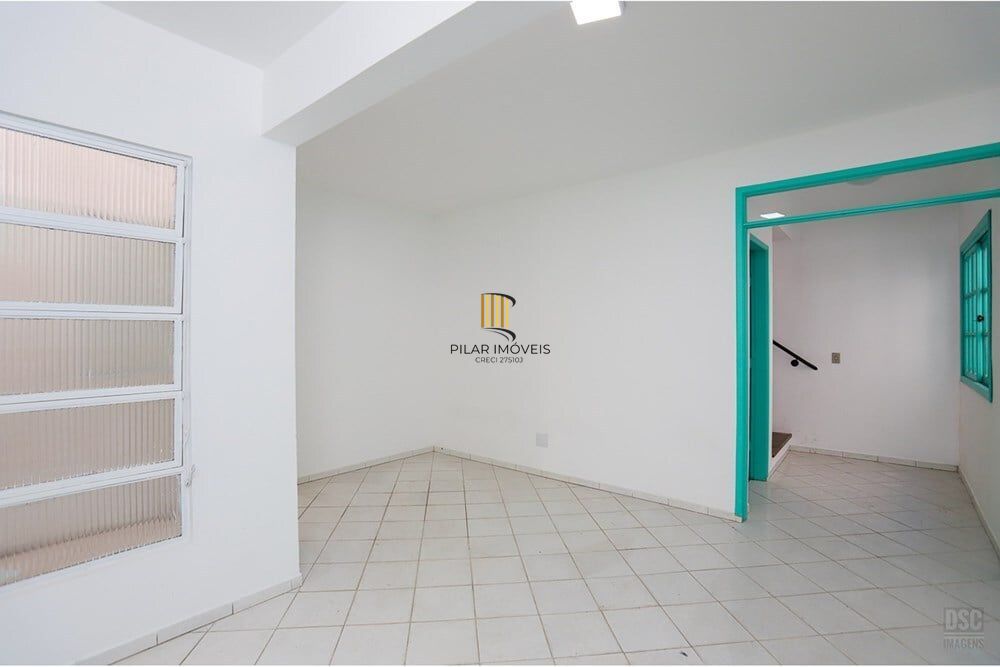 Casa 5 dormitórios no bairro Santana