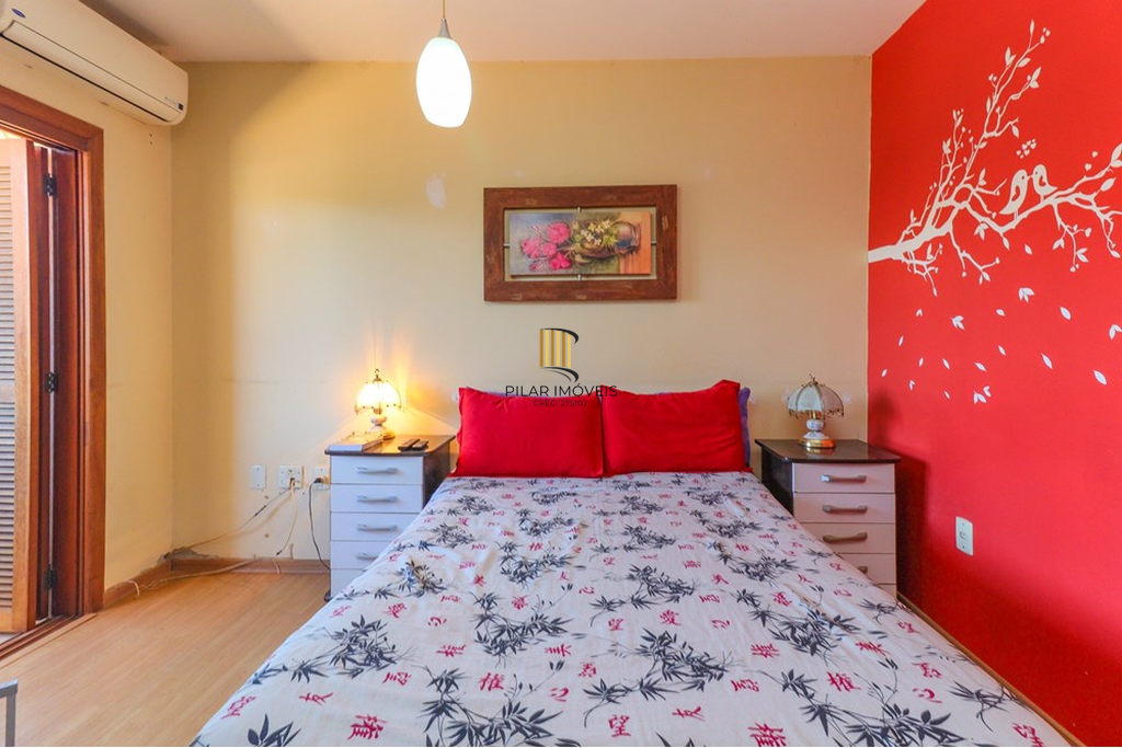 Casa 2 dormitórios no bairro Vila Nova