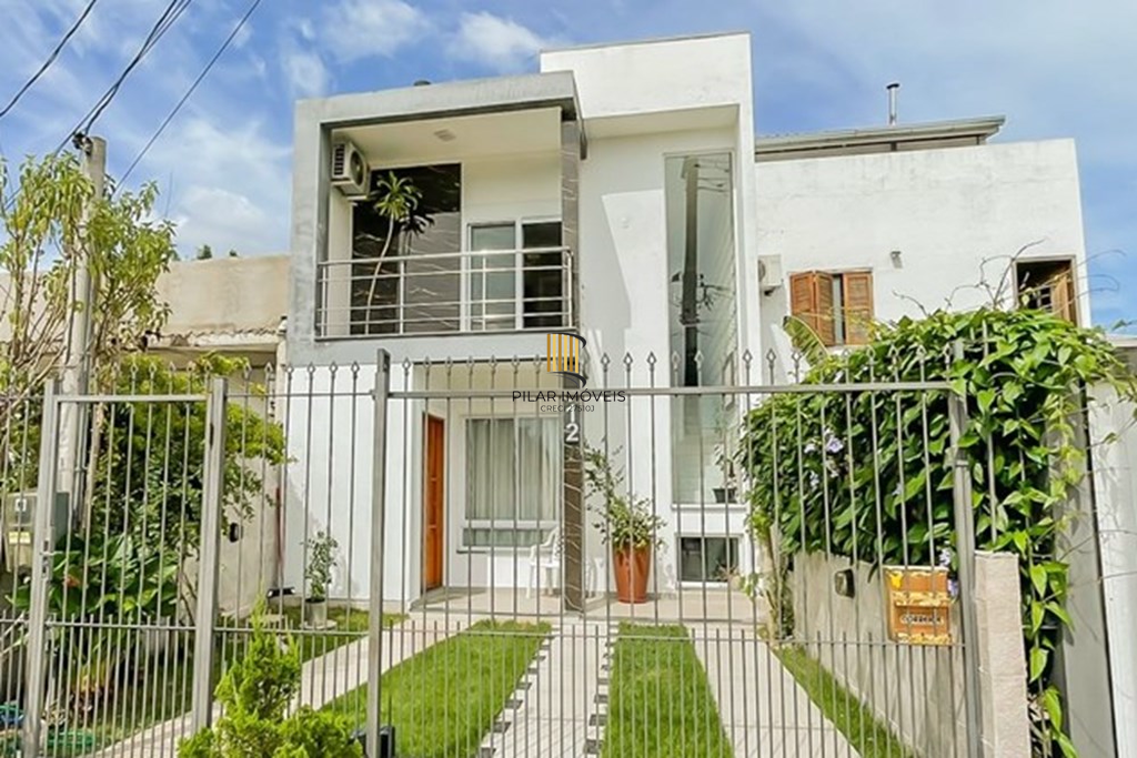 Casa 3 dormitórios no bairro Aberta dos Morros