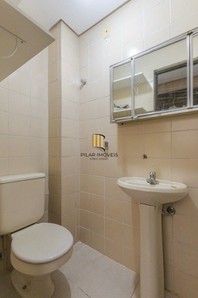 Apartamento 3 dormitórios no bairro Menino Deus