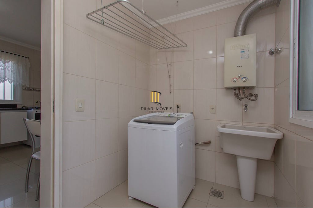 Casa 5 dormitórios no bairro Vila Ipiranga