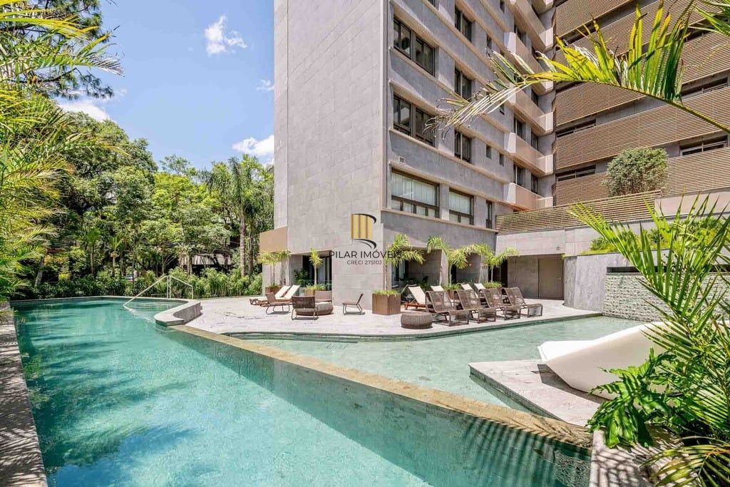 Apartamento 4 dormitórios no bairro Bela Vista