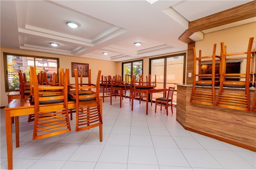 Apartamento 2 dormitórios no bairro Menino Deus