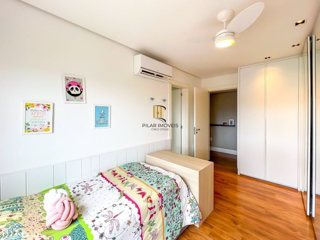 Apartamento 4 dormitórios no bairro Petrópolis
