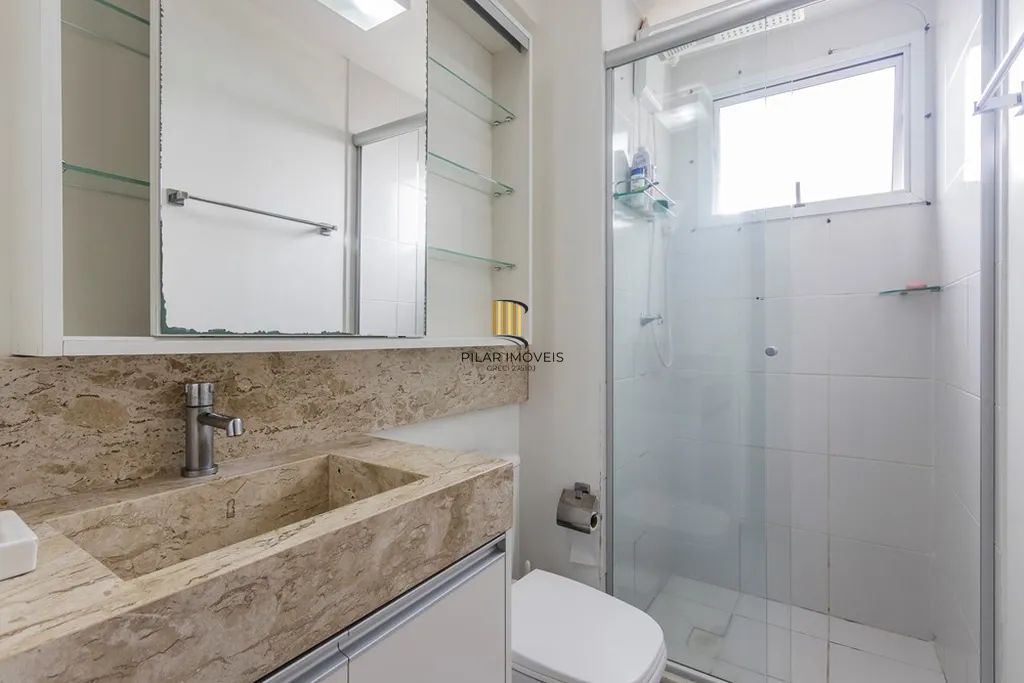 Apartamento 2 dormitórios no bairro Vila Ipiranga