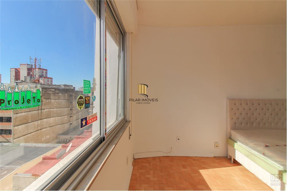 Apartamento 4 dormitórios no bairro Centro Histórico