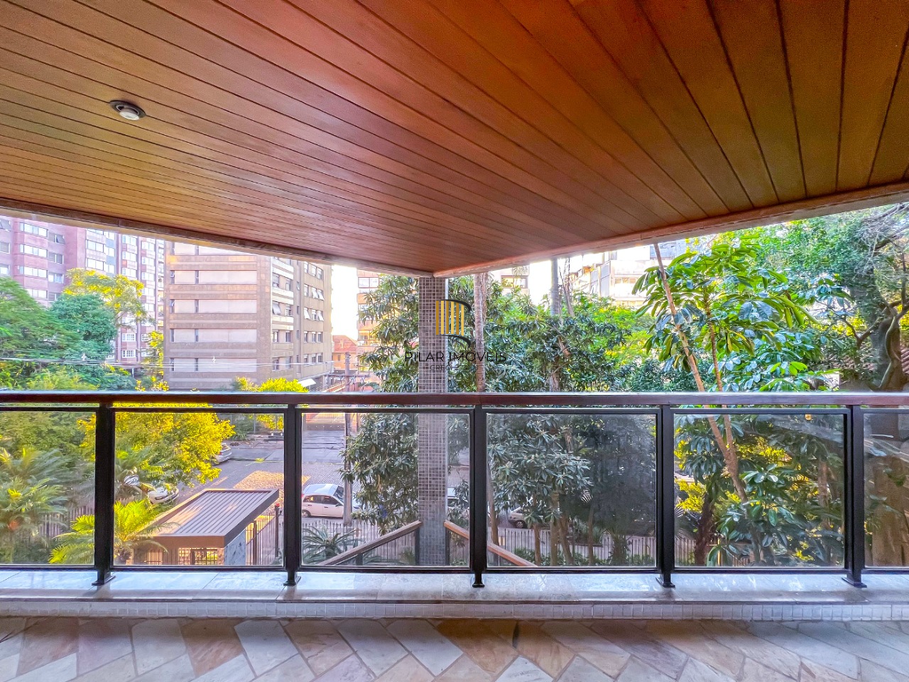 Apartamento 4 dormitórios no bairro Moinhos de Vento