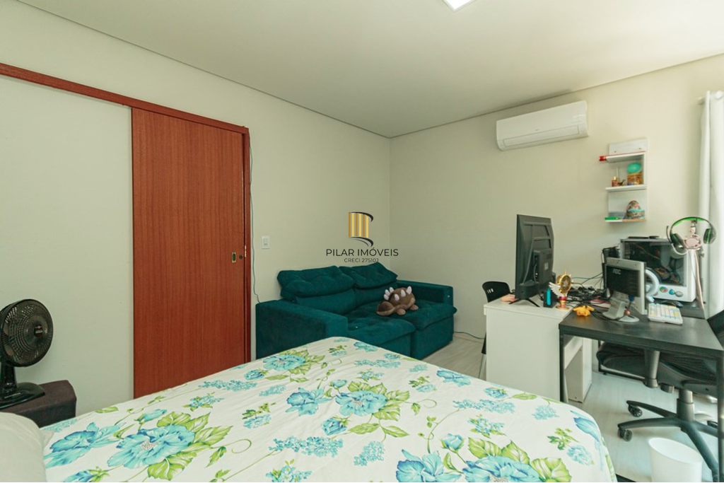 Casa 3 dormitórios no bairro Menino Deus