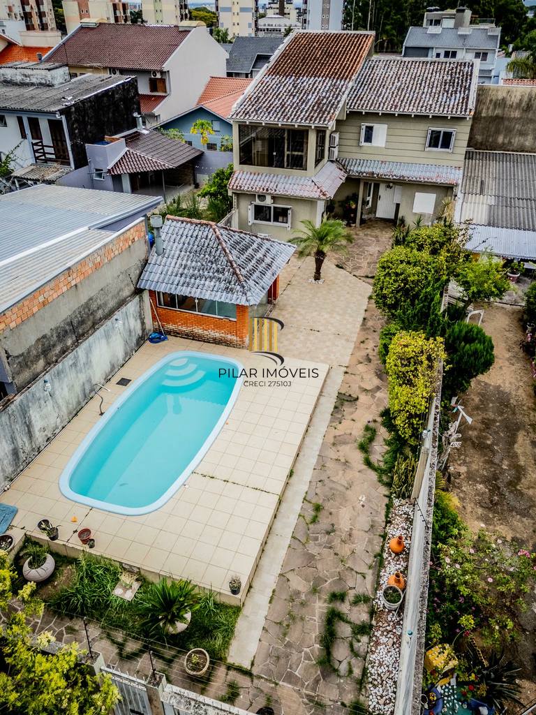 Casa 3 dormitórios no bairro Jardim Itu