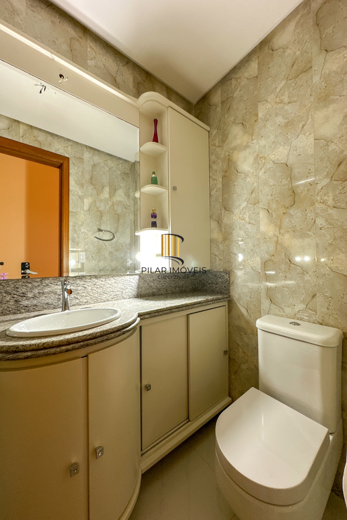Apartamento 3 dormitórios no bairro Petrópolis