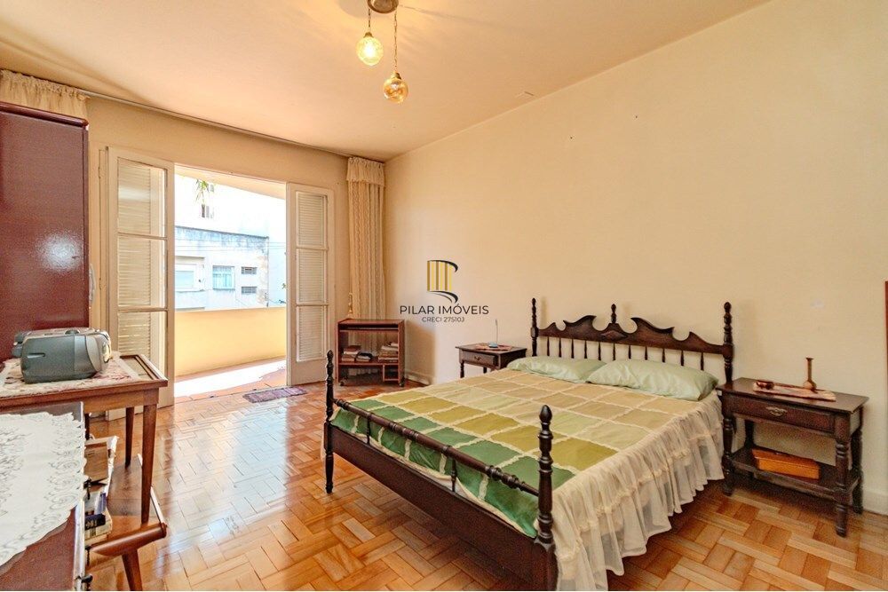 Apartamento 4 dormitórios no bairro Santana