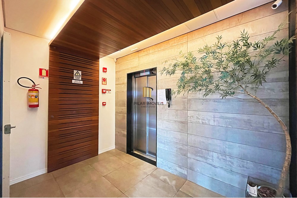 Apartamento 2 dormitórios no bairro Glória