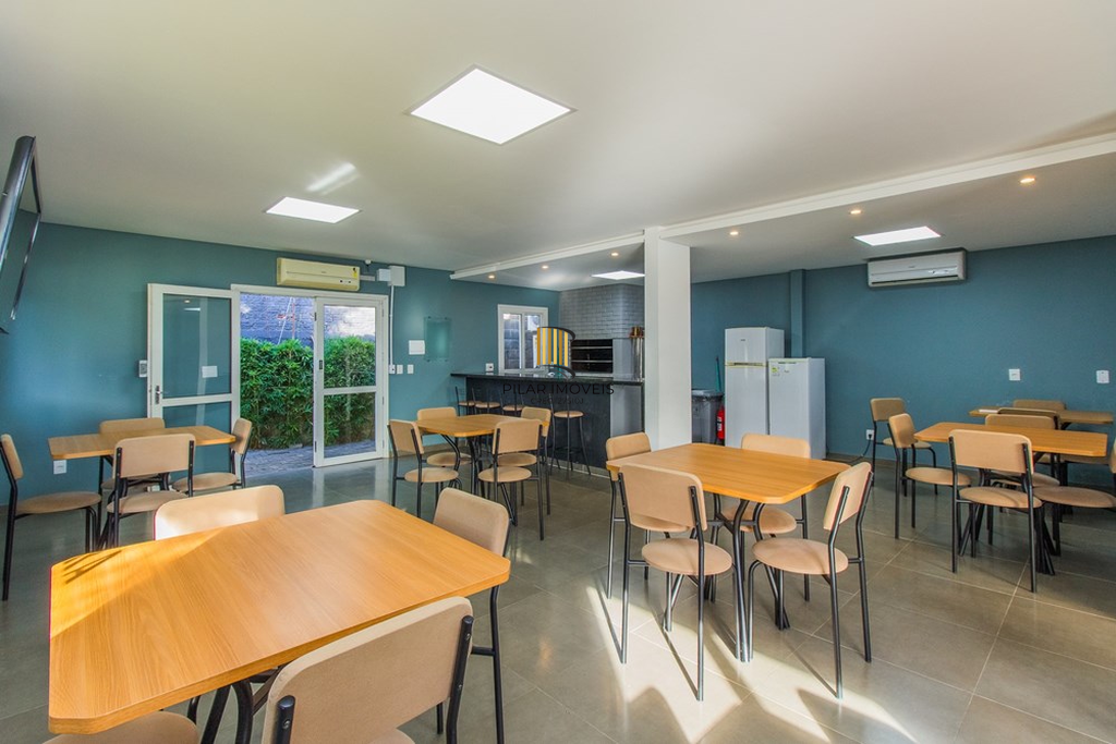 Casa 2 dormitórios no bairro Fátima