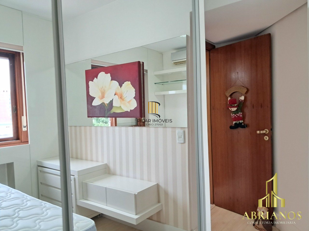 Cobertura 3 dormitórios no bairro Menino Deus