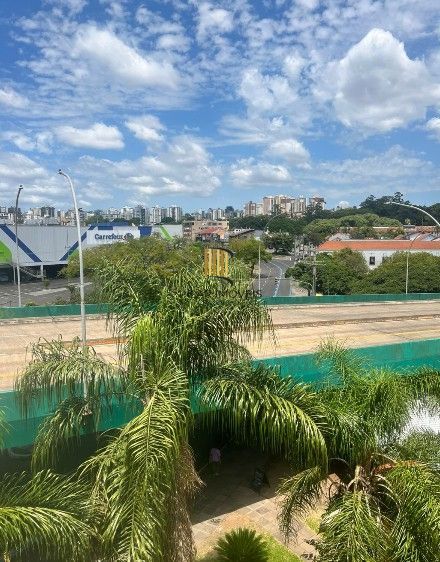 Apto de 02 dorm + dep, 02 banhos, sala, cozinha, área,  junto ao viaduto Obirici