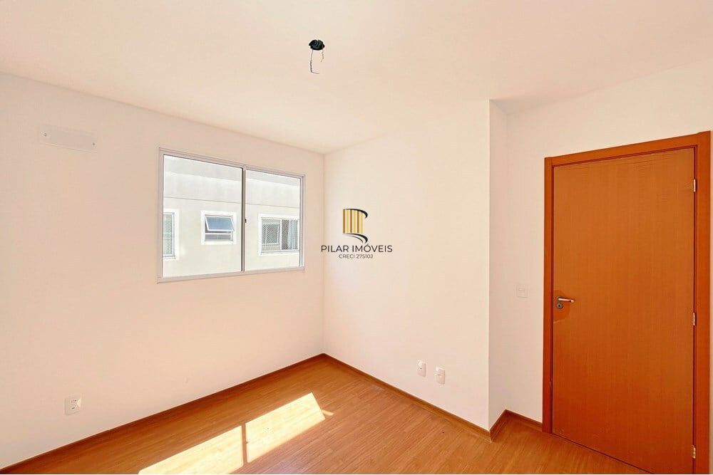 Apartamento 2 dormitórios no bairro Restinga