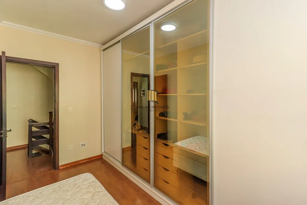 Casa 3 dormitórios no bairro Sarandi