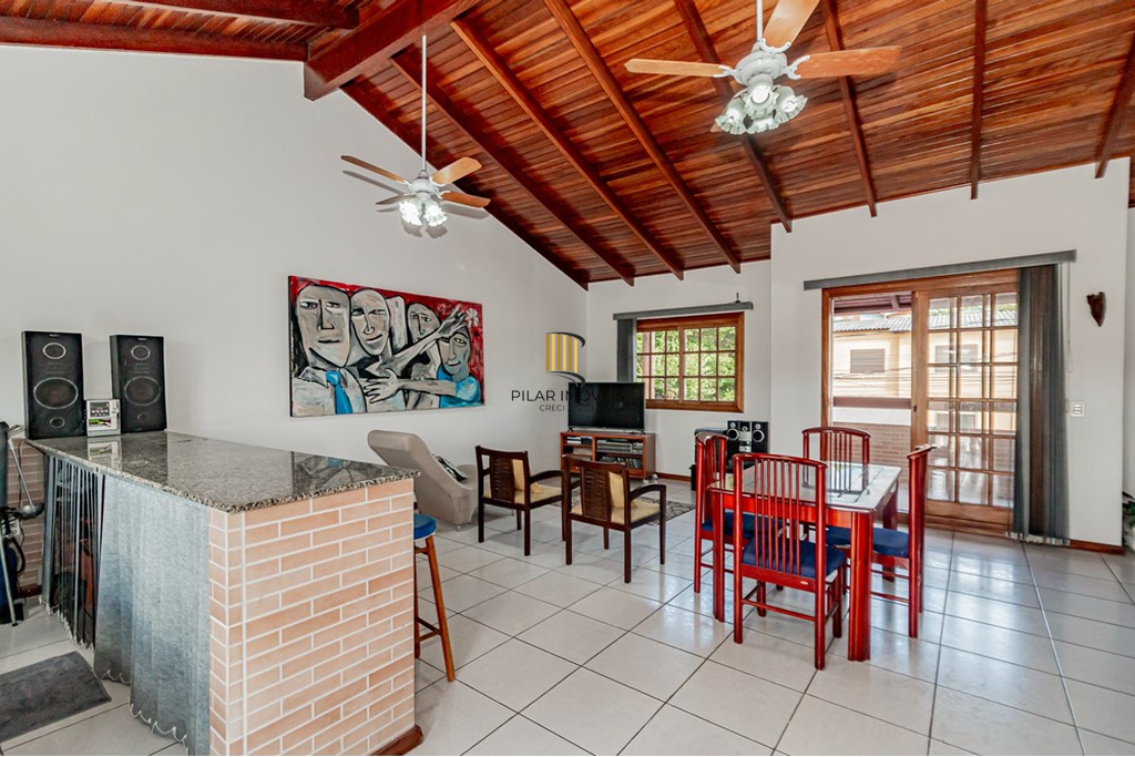 Casa 4 dormitórios no bairro Jardim Itu Sabará