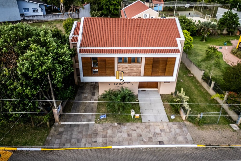 Casa de Condomínio 5 dormitórios no bairro São Lucas