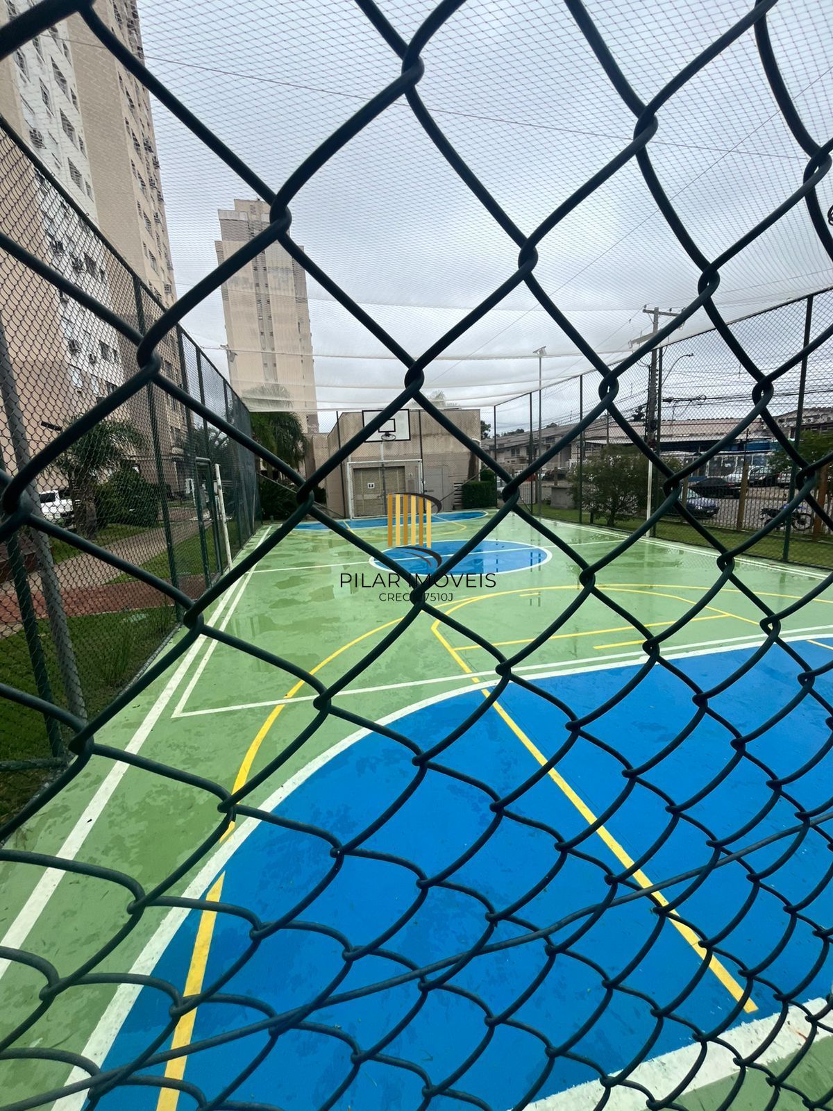 Apartamento no Humaitá de 02 dormitórios, infra e 01 vaga, nunca habitado