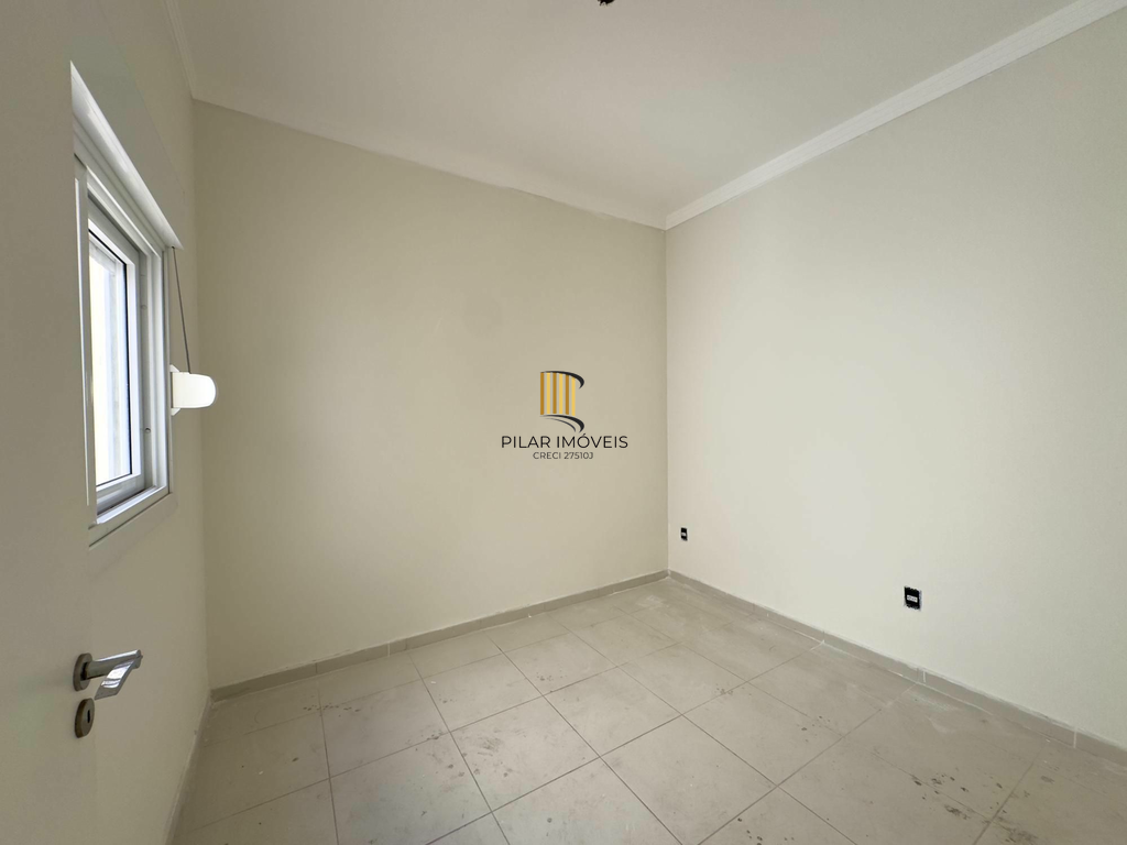 Casa de Condomínio 2 dormitórios no bairro Olaria