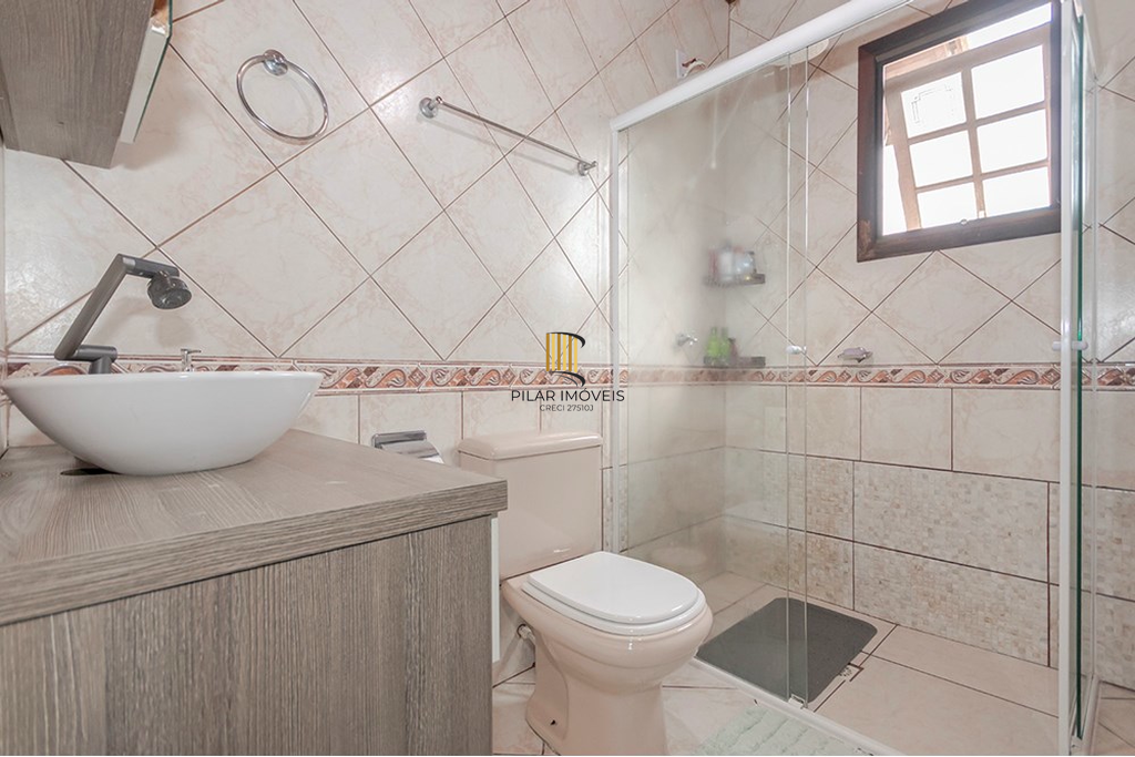 Casa 4 dormitórios no bairro Passo da Areia