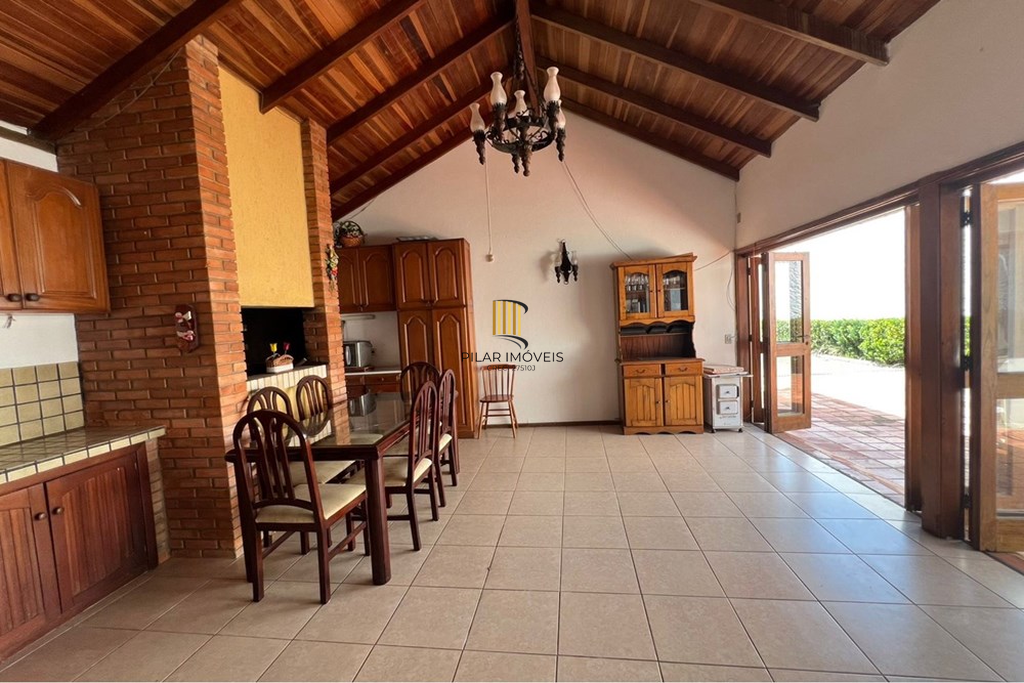 Casa 3 dormitórios no bairro Santana