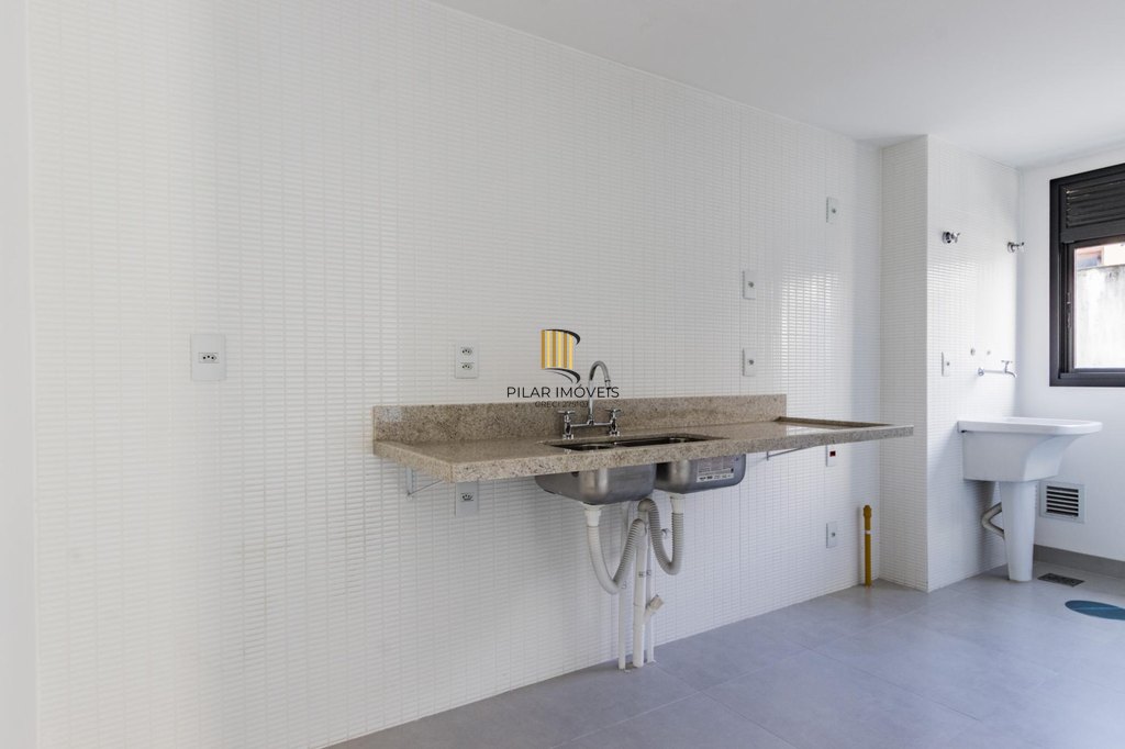 Apartamento 2 dormitórios no bairro Menino Deus
