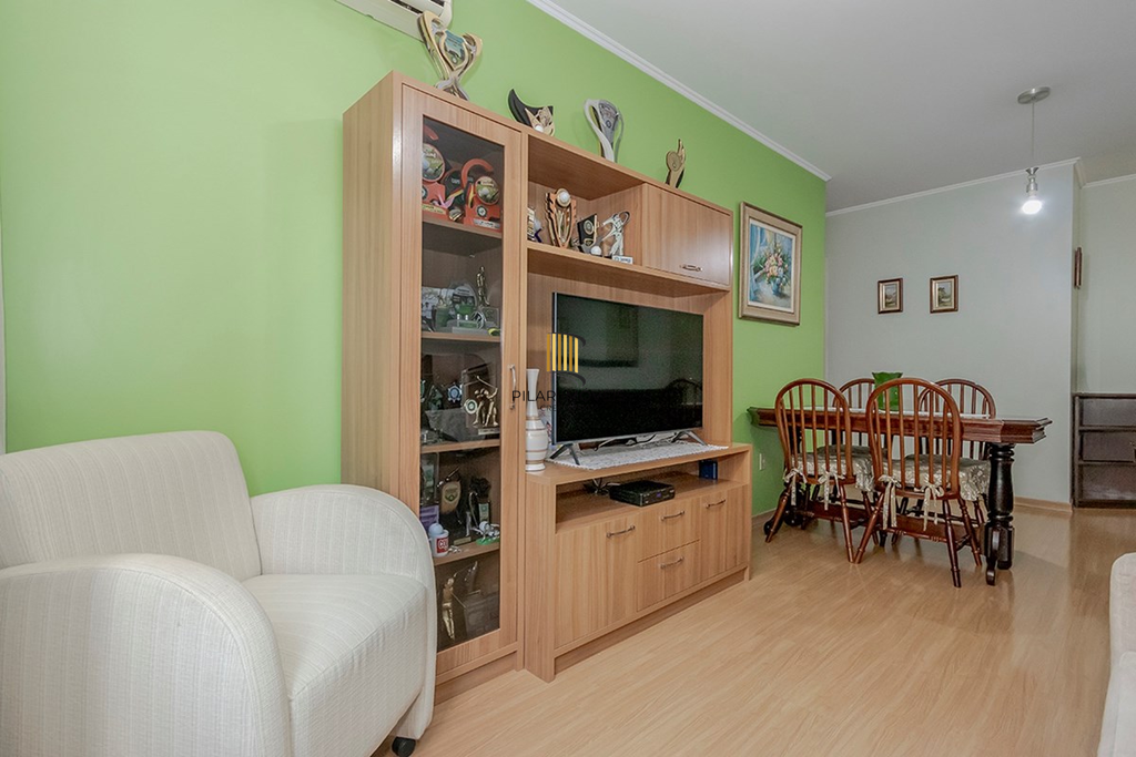 Apartamento 2 dormitórios no bairro Vila Ipiranga