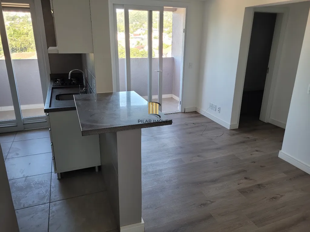 Apartamento 2 dormitórios no bairro Glória