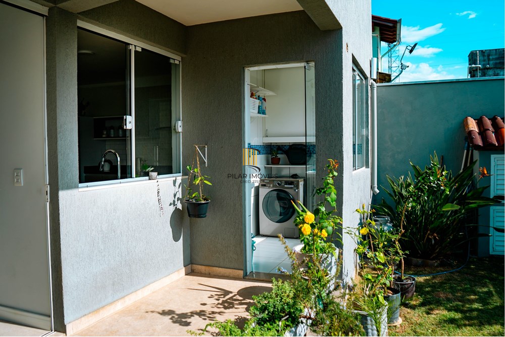 Casa 4 dormitórios no bairro Cecília