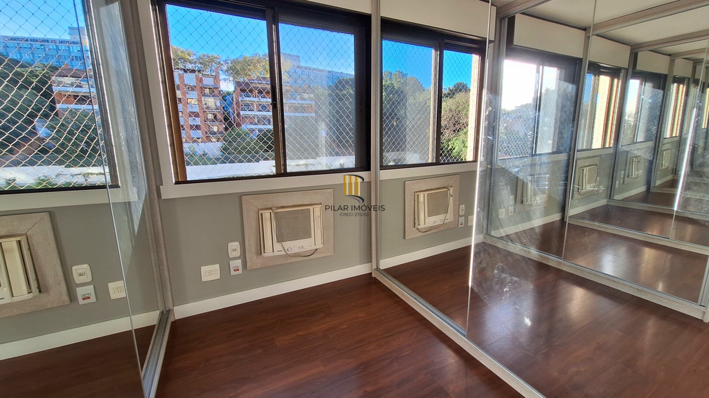 Apartamento 3 dormitórios no bairro Cristal