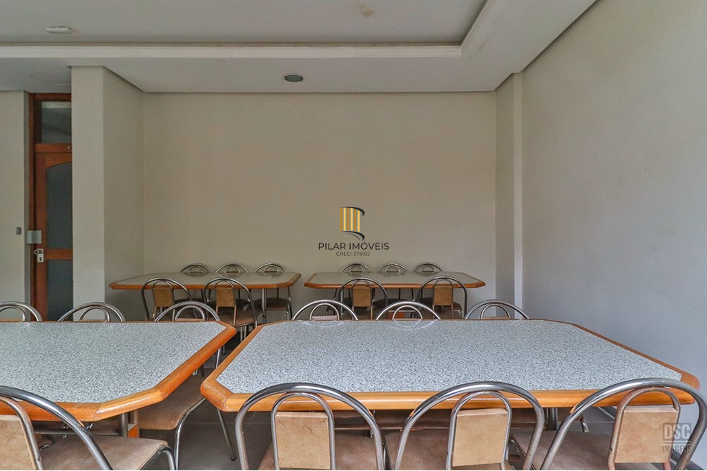 Apartamento 2 dormitórios no bairro Menino Deus