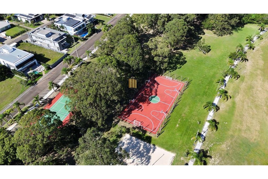 Casa de Condomínio 4 dormitórios no bairro Morada do Sol