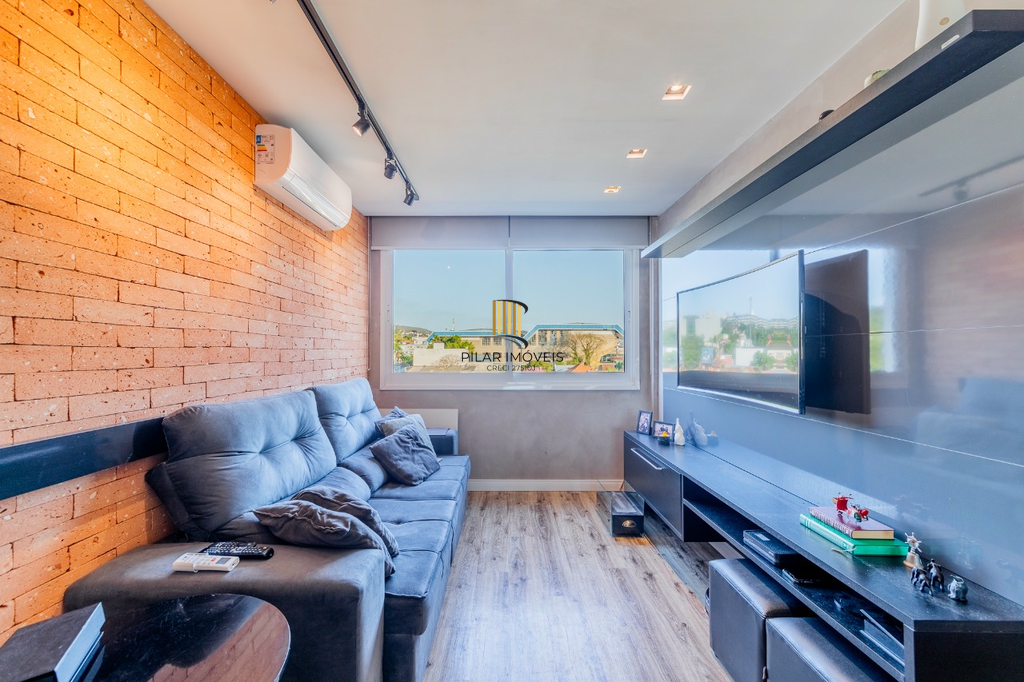 Apartamento 2 dormitórios no bairro Azenha