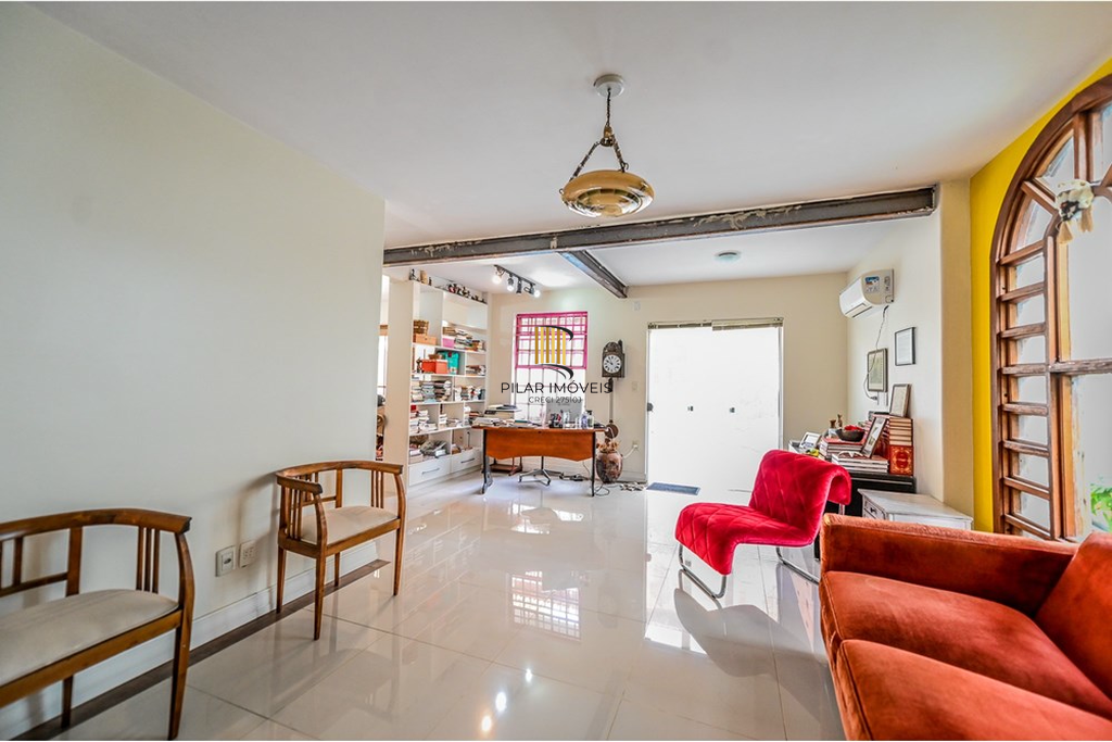 Casa de Condomínio 4 dormitórios no bairro Santa Tereza