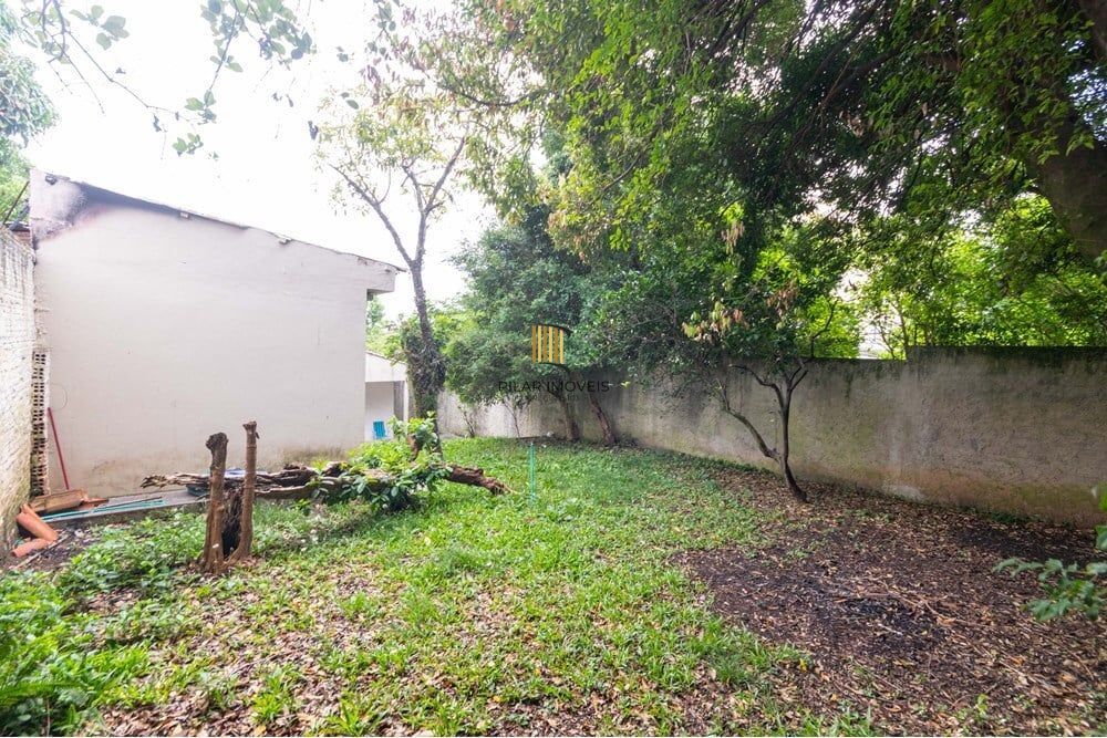Casa 3 dormitórios no bairro Chácara das Pedras