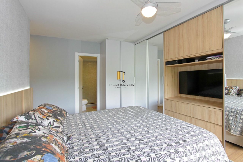 Apartamento 3 dormitórios no bairro Menino Deus