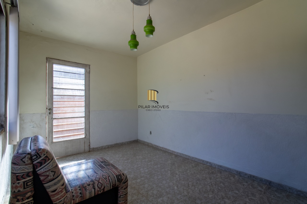Casa 5 dormitórios no bairro Partenon