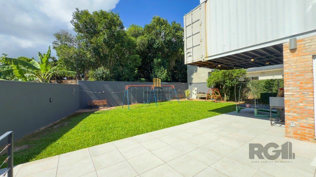 Casa 3 dormitórios no bairro Teresópolis