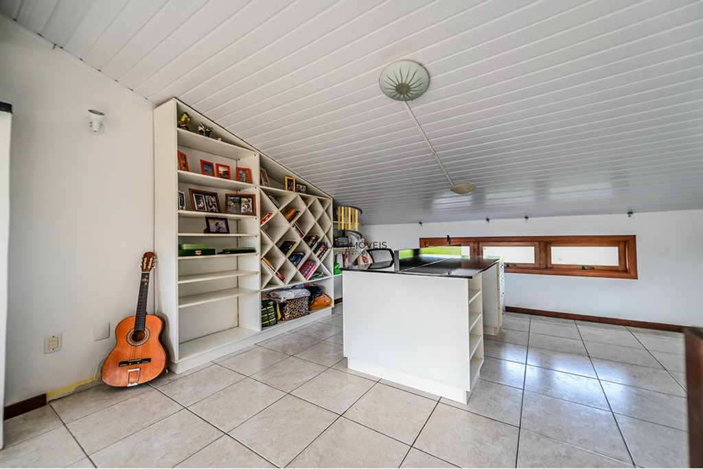 Casa de Condomínio 2 dormitórios no bairro Hípica