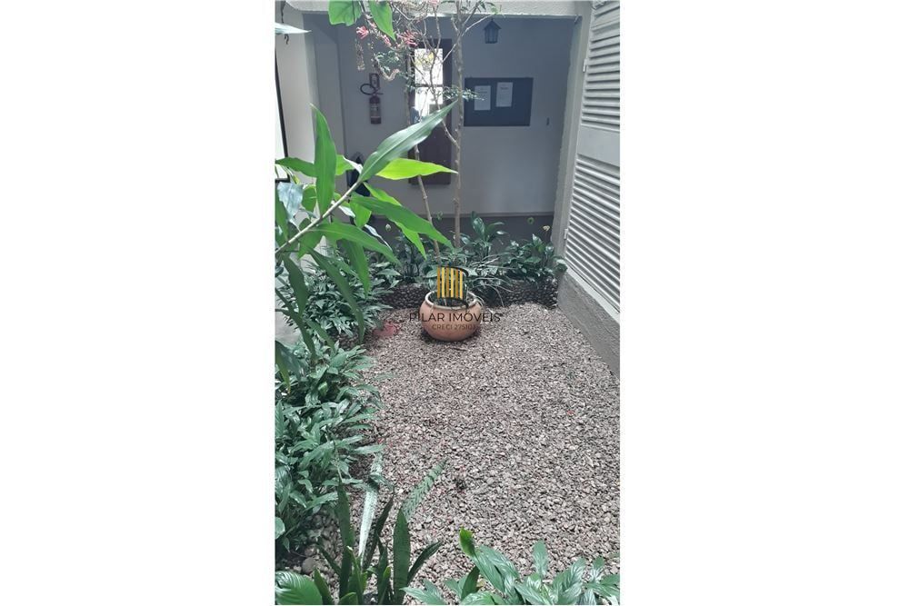 Apartamento 2 dormitórios no bairro Santo Antônio