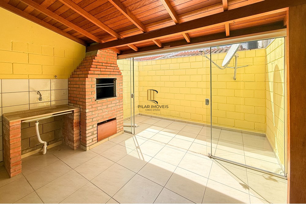 Casa de Condomínio 2 dormitórios no bairro Fátima