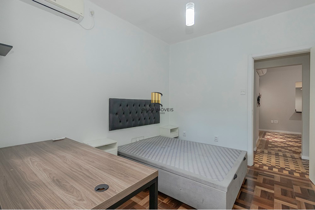 Apartamento 2 dormitórios no bairro Bom Fim
