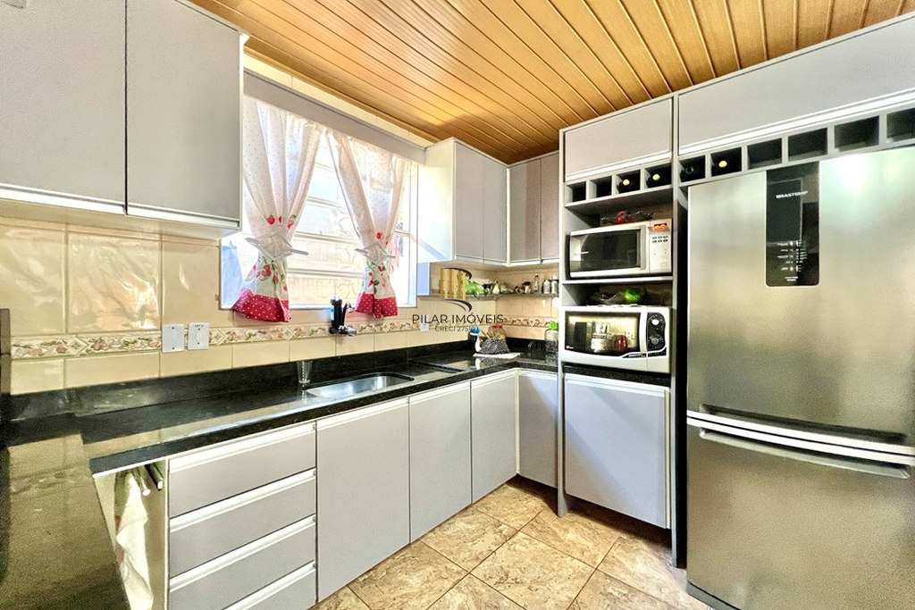 Casa 4 dormitórios no bairro Estância Velha