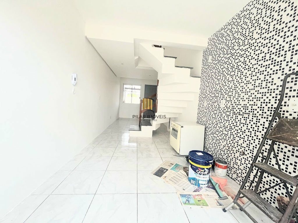 Casa 2 dormitórios no bairro Ipanema