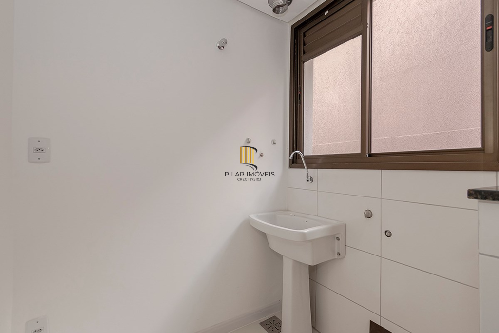 Apartamento 2 dormitórios no bairro Chácara das Pedras
