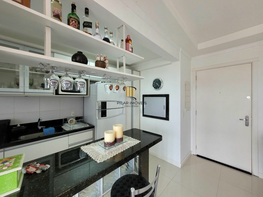 Apartamento 2 dormitórios no bairro Santana
